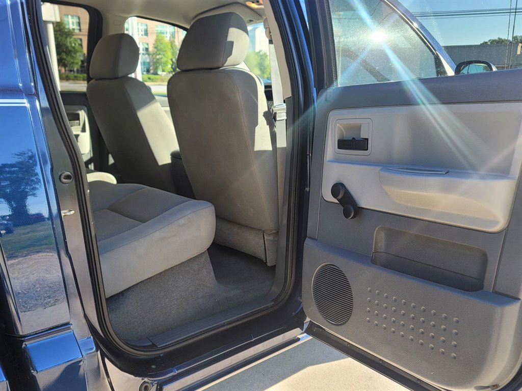 2006 Dodge Dakota ST - Photo 8