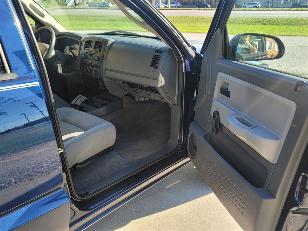 2006 Dodge Dakota ST - Photo 6